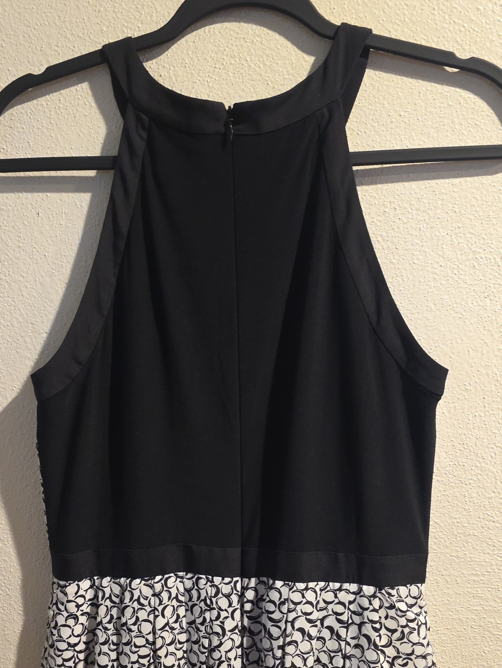 NWT White House Black Market Pleated Halter Style Dress - Picture 7 of 9